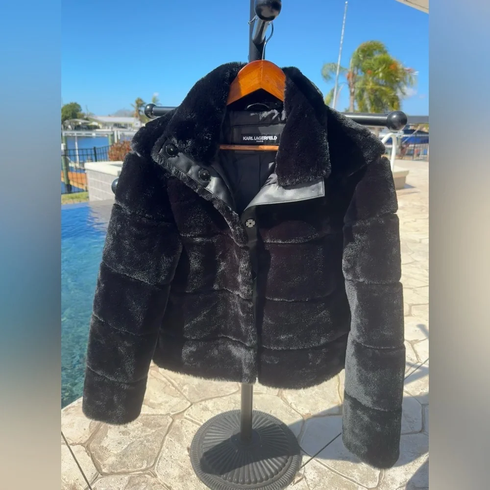 Karl Lagerfeld black faux fur coat: one of a kind prototype sample - Picture 3 of 10